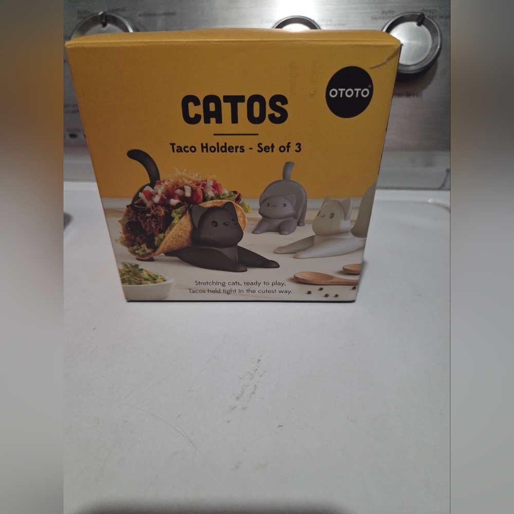 Cato Black and Gray Cat Taco Holders - Set of 3